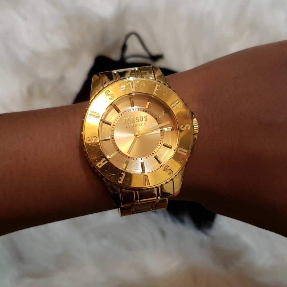 Versace watch - Picture 6 of 6